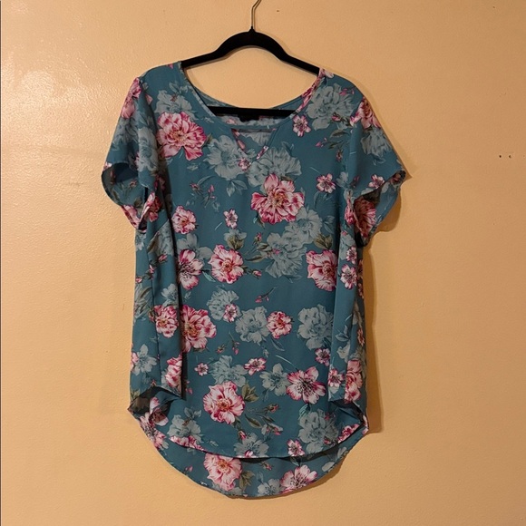 Torrid Teal Floral Blouse - Picture 1 of 4